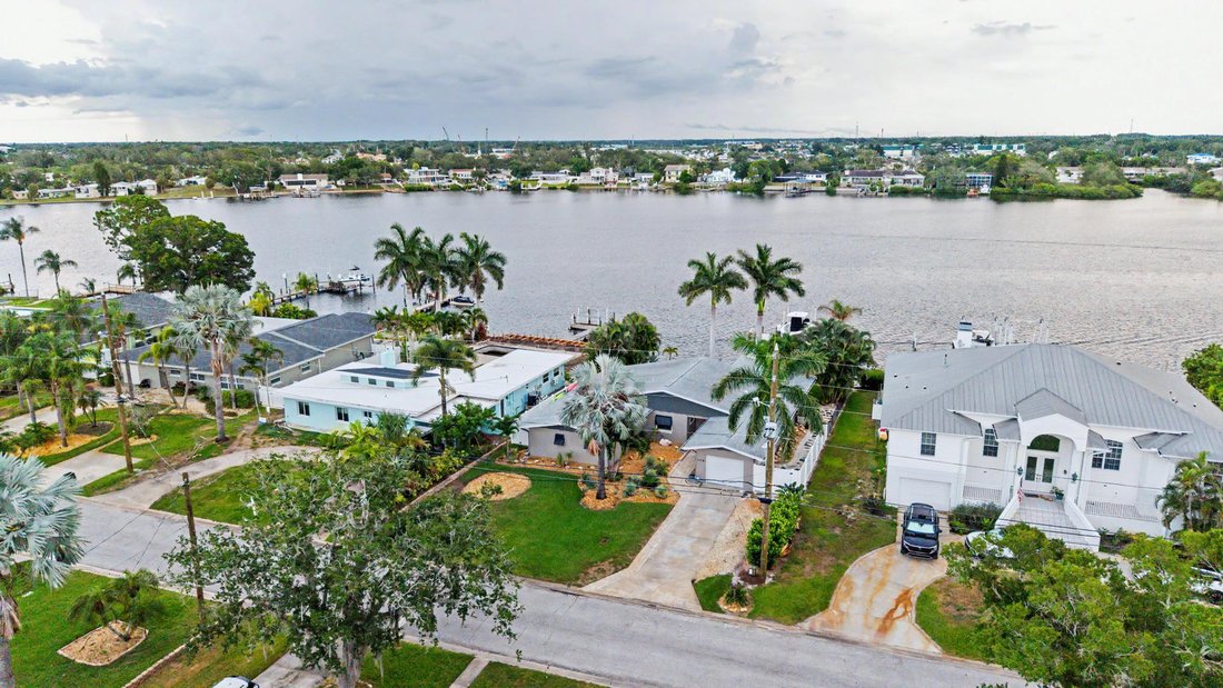 Casa en Tarpon Springs, Florida, Estados Unidos 3 - 18717694