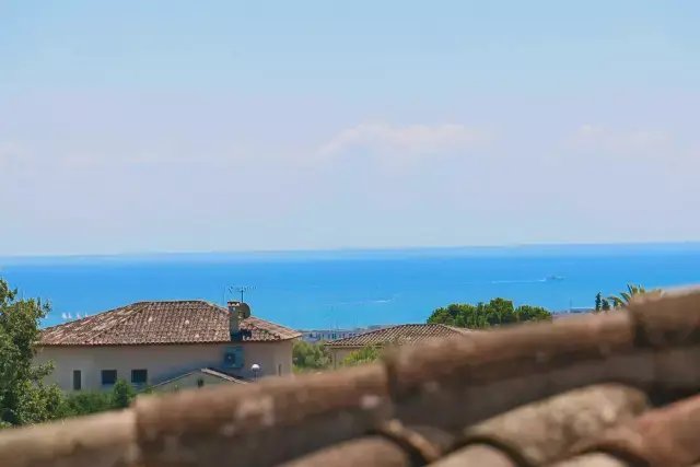 Casa a Vieille Ville, Antibes, Francia 3 - 15694053