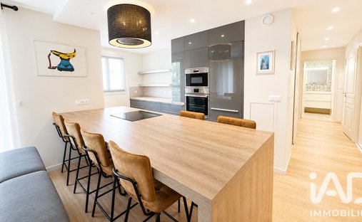 Apartment in Hôtel de Ville, Courbevoie, France 1