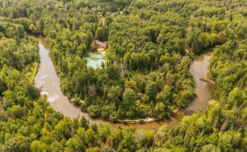 House in Fife Lake, Michigan, United States 1