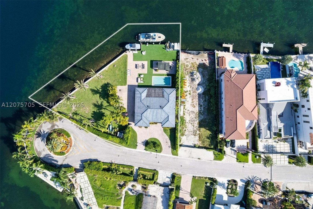 Casa en Golden Beach, Florida, Estados Unidos 3 - 18719351