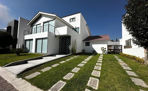 Condo in Bosque de las Fuentes, State of Mexico, Mexico 1