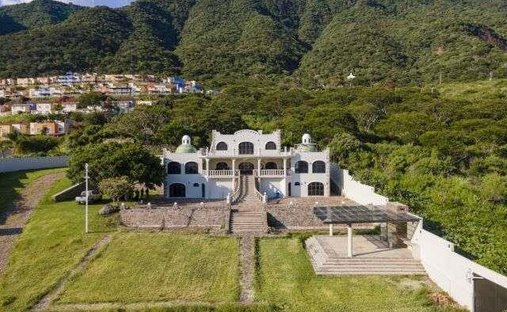 House in Jocotepec, Jalisco, Mexico 1