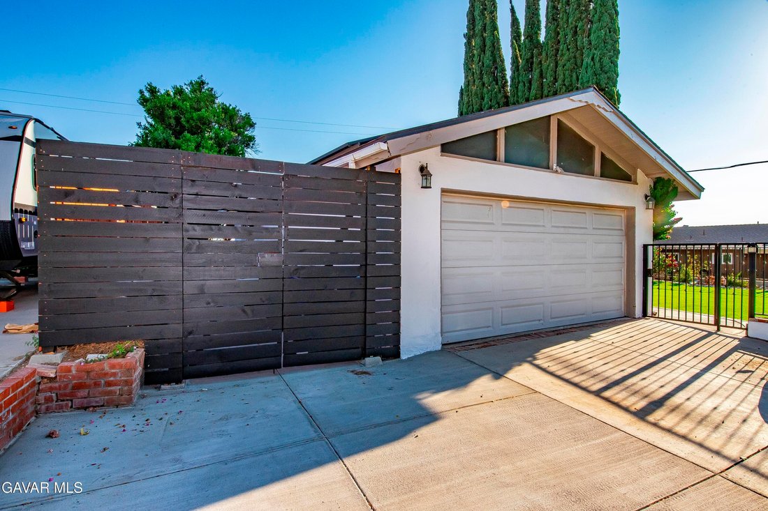 House in Santa Clarita, California, United States 5 - 17840787