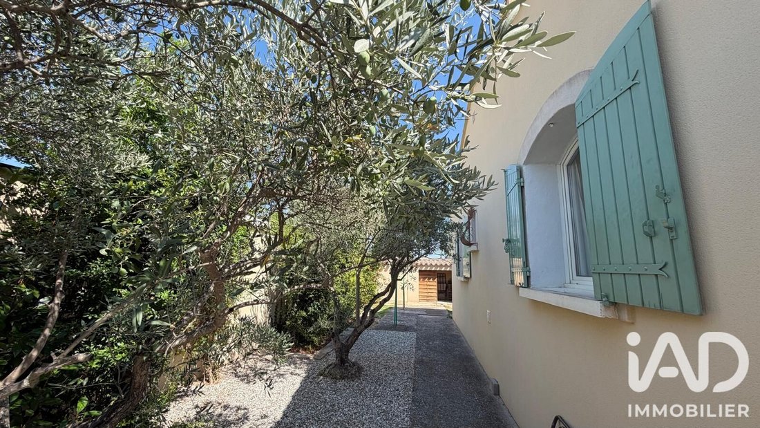 Maison à Saint-Saturnin-lès-Avignon, Provence-Alpes-Côte d'Azur, France 2 - 18262049
