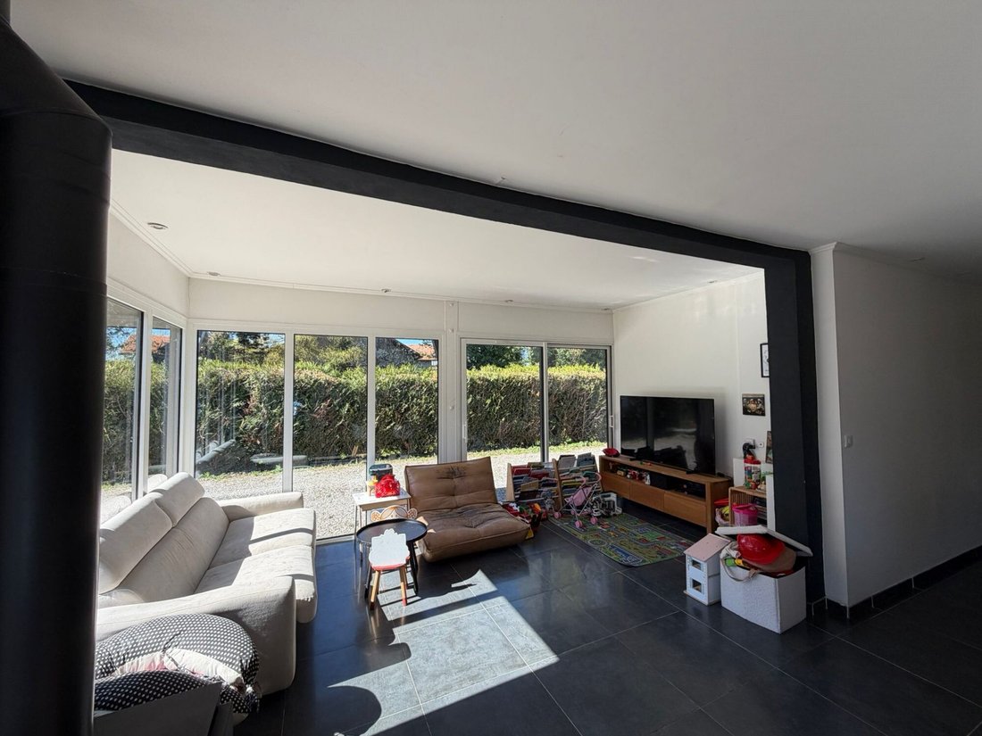 Haus in Cervens, Auvergne-Rhone-Alpen, Frankreich 5 - 17653430