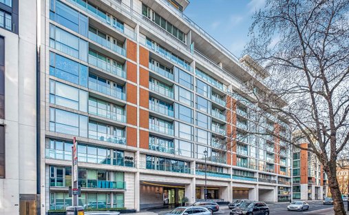 Apartment in Knightsbridge, Kensington And Chelsea, England 1