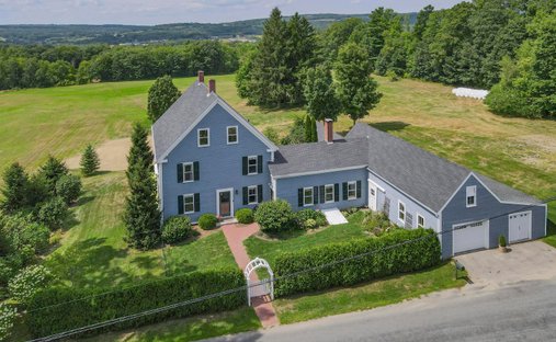 House in Union, Maine, United States 1