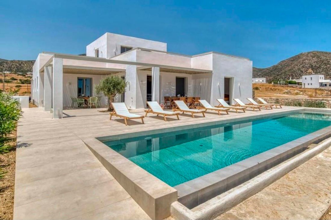 Villa in Paros, Aegean, Greece 1 - 18718683