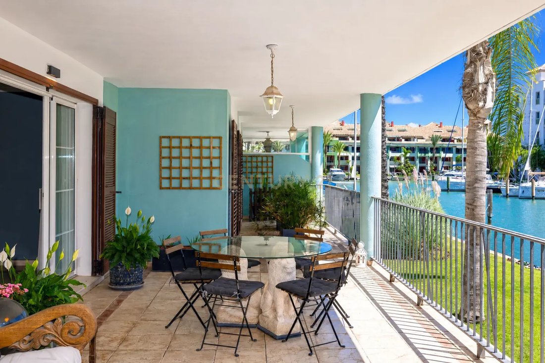 Apartment in Sotogrande, San Roque, Andalusia 5 - 18693129