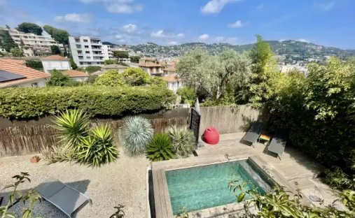 Villa à Broussailles, Cannes, France 1