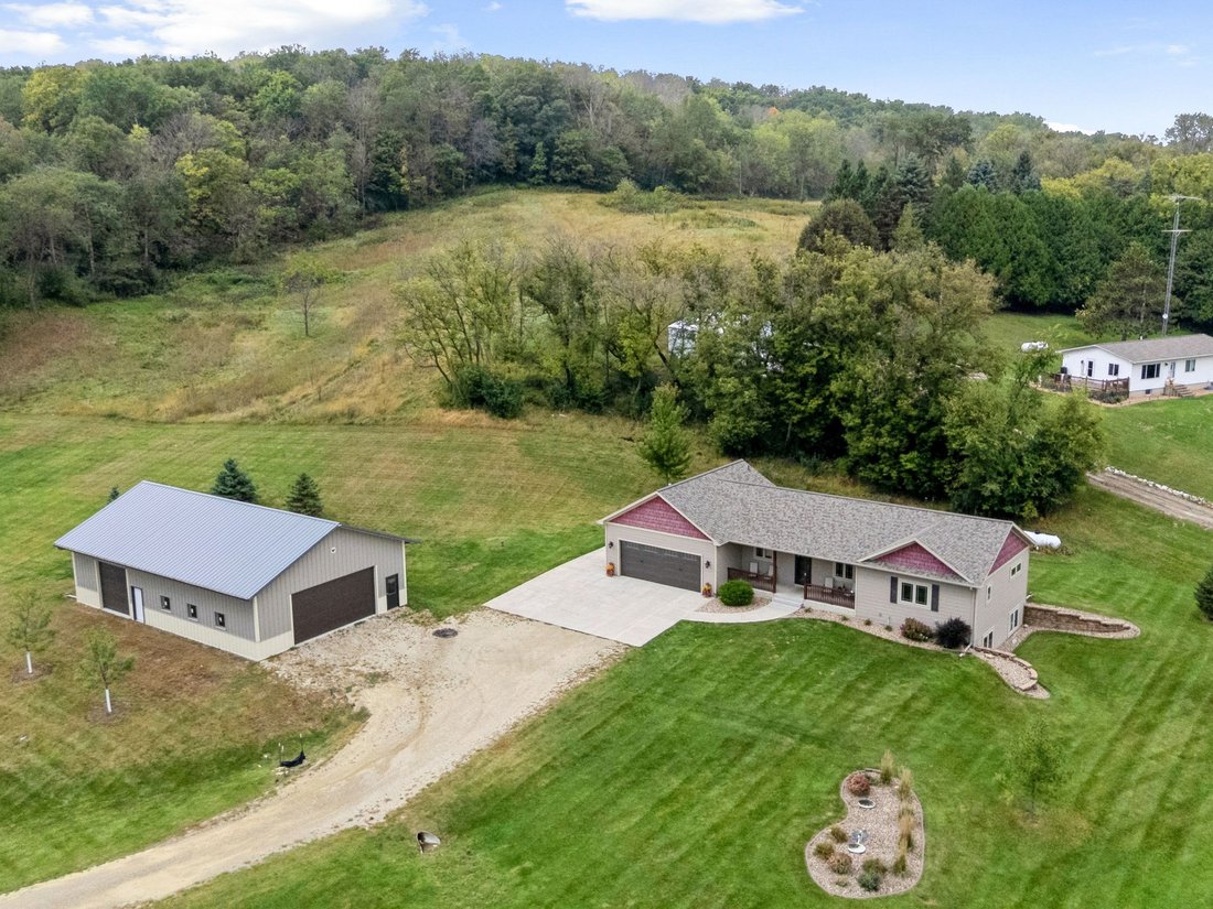 House in Byron, Minnesota, United States 2 - 18716587