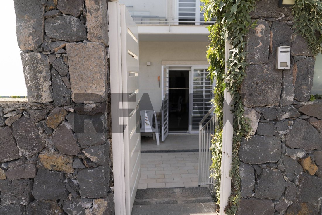 Villa a Cannizzaro-Carruba di Ognina, Catania, Italia 2 - 18720019