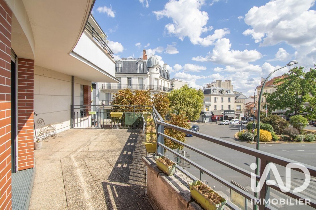 Apartment in Nicolas Carnot, Le Raincy, France 2 - 18717887