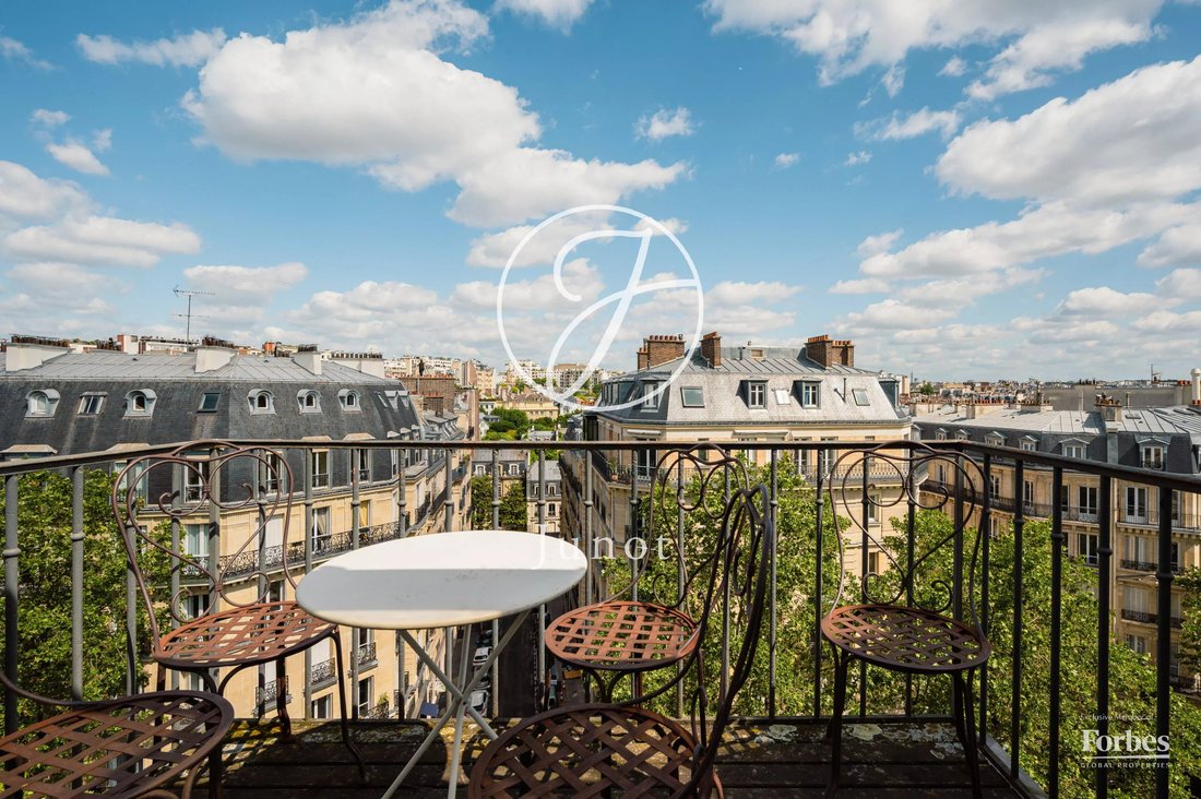 Apartment in Auteuil Sud, Paris 16e Arrondissement, Paris 2 - 18716779