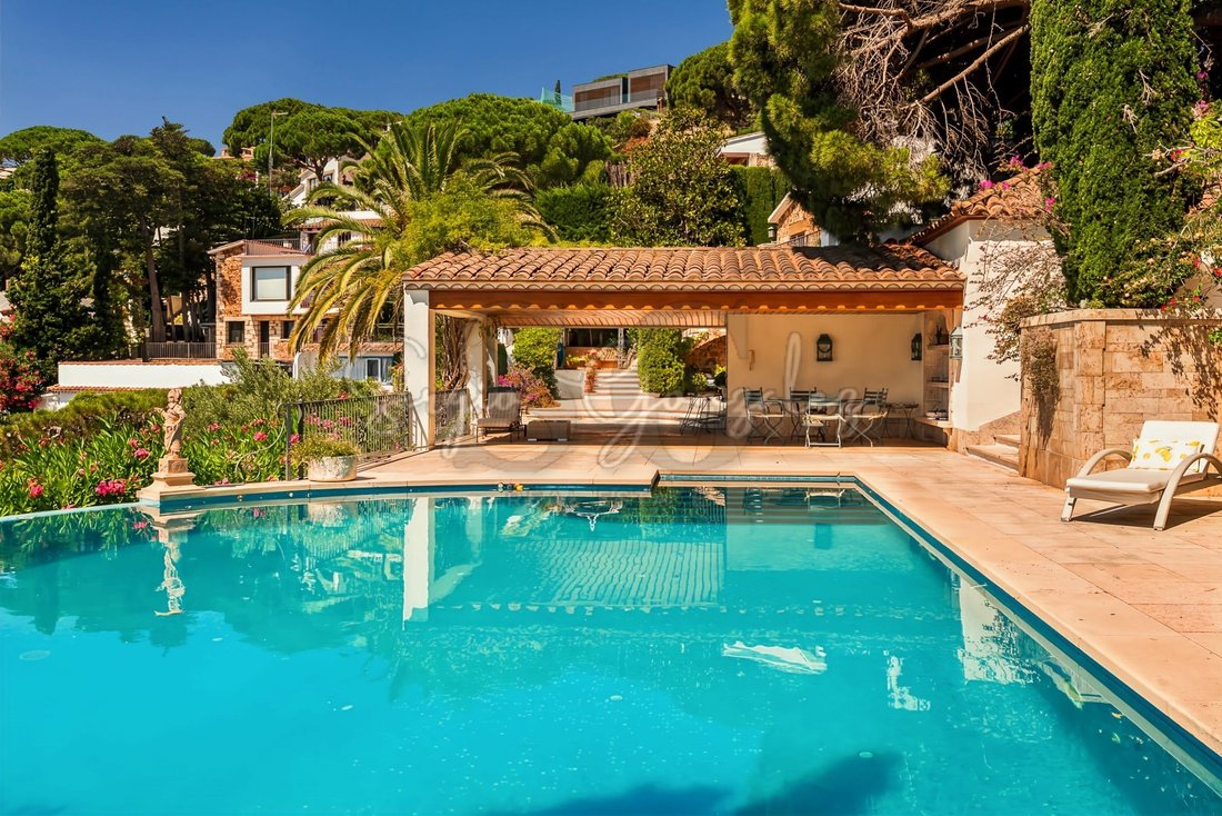 Townhouse in Lloret de Mar, Catalonia, Spain 4 - 18719770