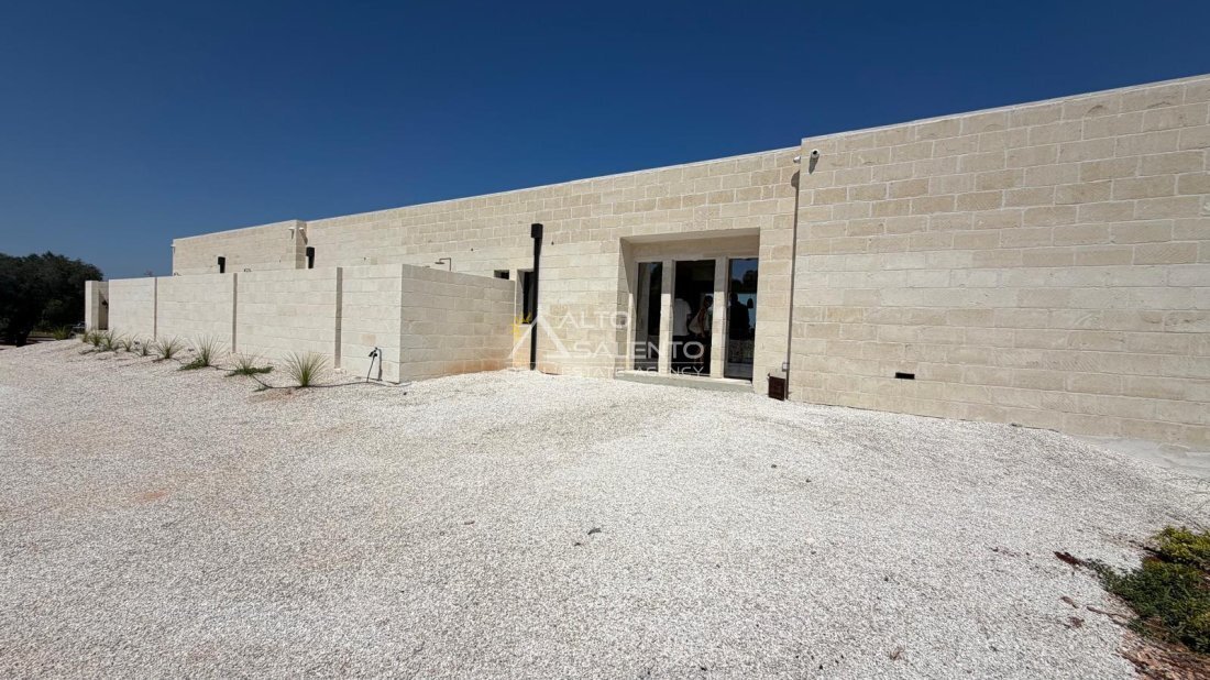 Villa in Carovigno, Apulia, Italy 5 - 18716637