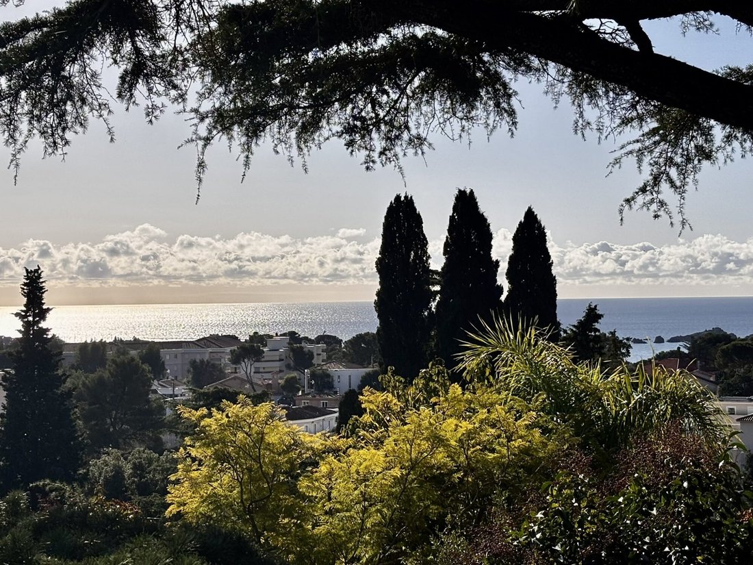 Maison à Le Dramont-Agay-Anthéor-Le Trayas, Saint-Raphaël, France 2 - 17072493