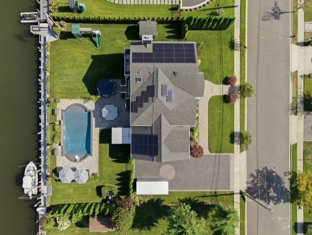 Casa en Massapequa, Nueva York, Estados Unidos 3 - 18717938
