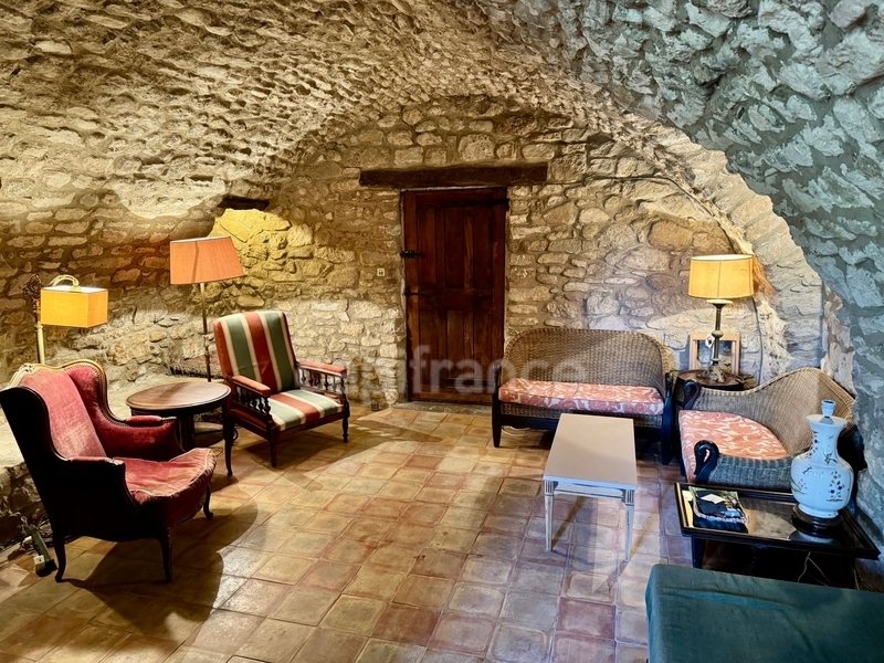 Maison à Saint-Martin-de-Castillon, Provence-Alpes-Côte d'Azur, France 3 - 18717140
