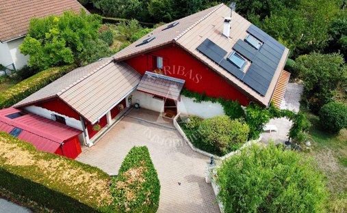 Casa a Ornex, Auvergne-Rodano-Alpi, Francia 1