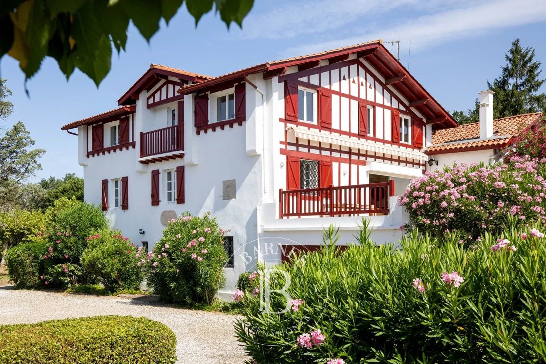Maison à Jatxou, Nouvelle-Aquitaine, France 2 - 18716645
