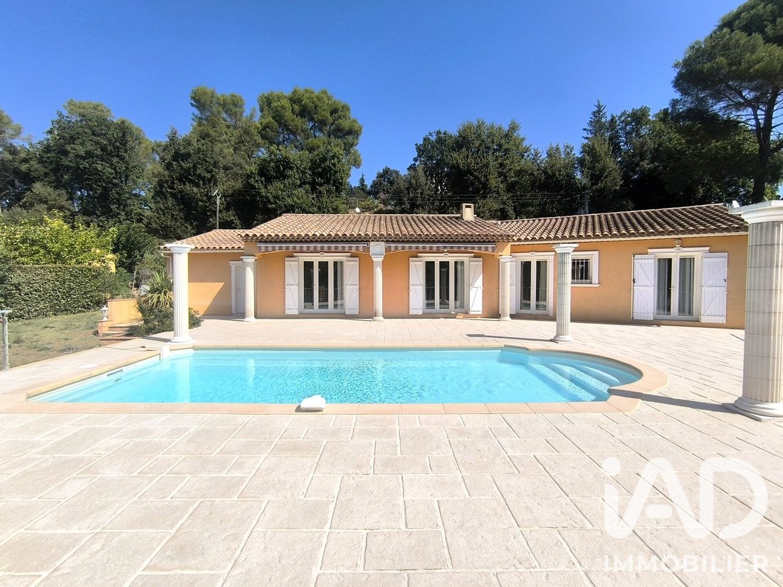 House in La Motte, Provence-Alpes-Côte d'Azur, France 2 - 18717913