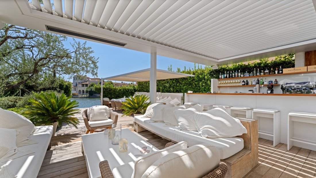 Casa en Grimaud, Provenza-Alpes-Costa Azul, Francia 5 - 18719423