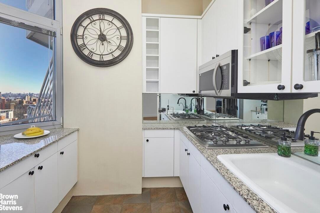 Condo in New York, New York, United States 3 - 18719027