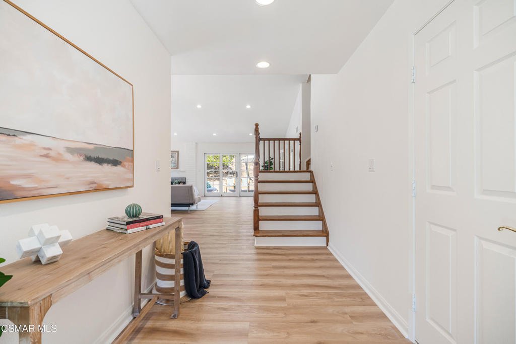 Casa a Simi Valley, California, Stati Uniti 4 - 18672880