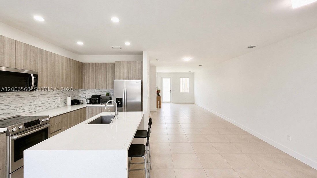 Maison de ville à Doral, Floride, États-Unis 5 - 17752073