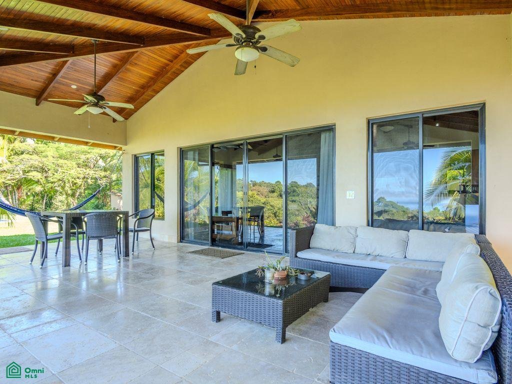 House in Punta Banco, Puntarenas Province, Costa Rica 4 - 18542789