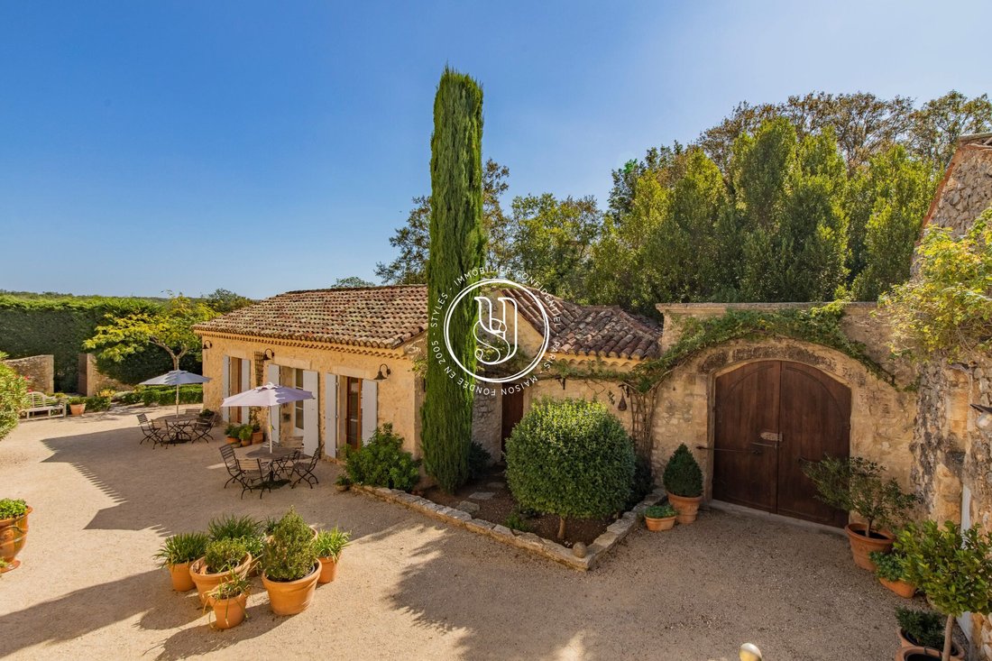Villa in Uzès, Occitania, France 5 - 18716914