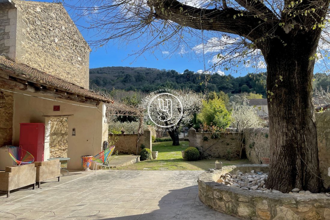 Villa in Granettes-Jauberte-Sainte Anne, Aix-en-Provence, France 3 - 18716895