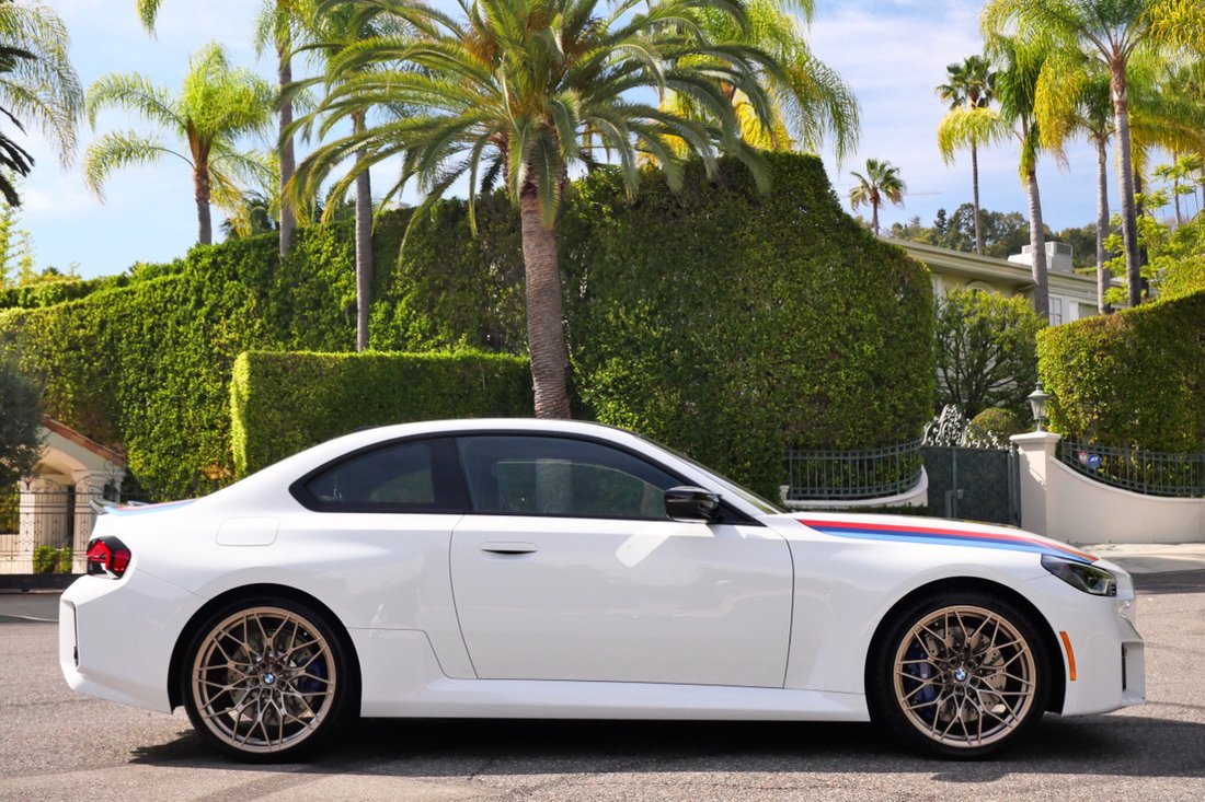 Coupe in West Hollywood, CA, United States 4 - 18717101