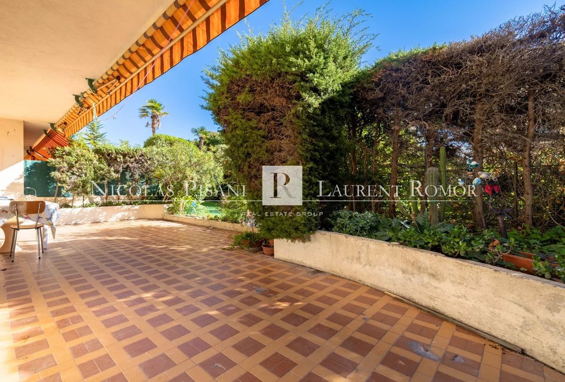 Apartamento en Beaulieu-sur-Mer, Provenza-Alpes-Costa Azul, Francia 1 - 18717064