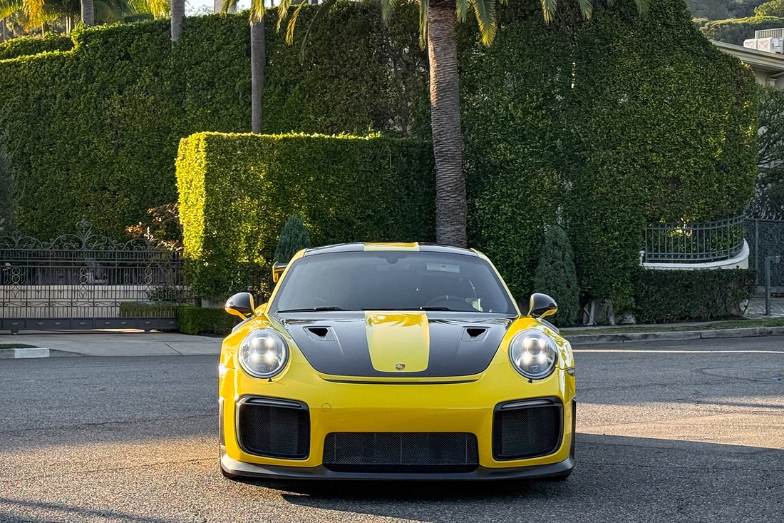 Coupe in West Hollywood, CA, United States 2 - 18717061
