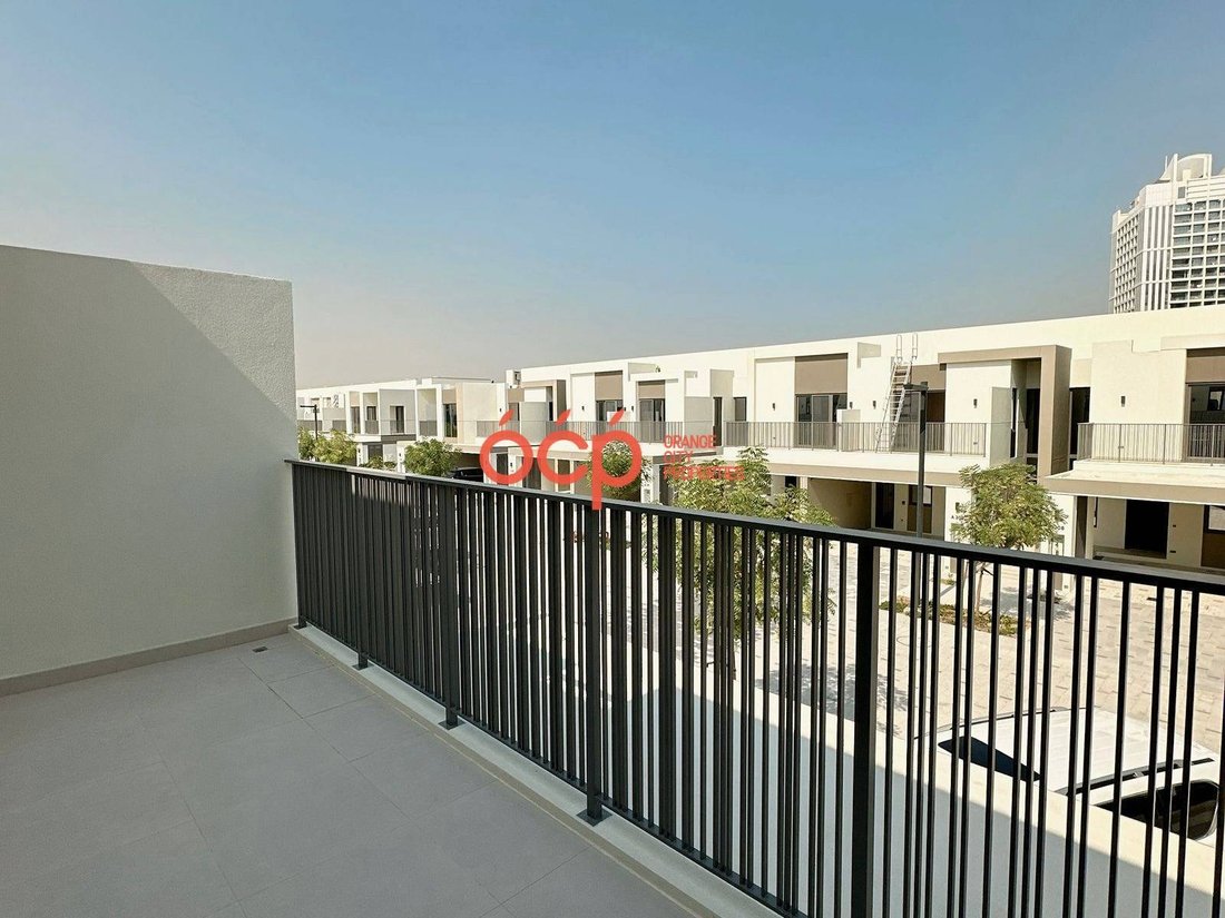 Villa in Tilal Al Ghaf, Dubai, United Arab Emirates 4 - 18716658