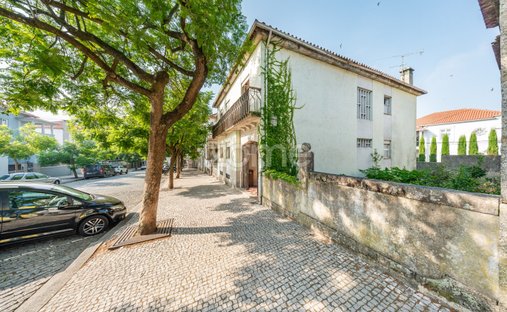 House in Oliveira, Sao Paio e Sao Sebastiao, Braga, Portugal 1