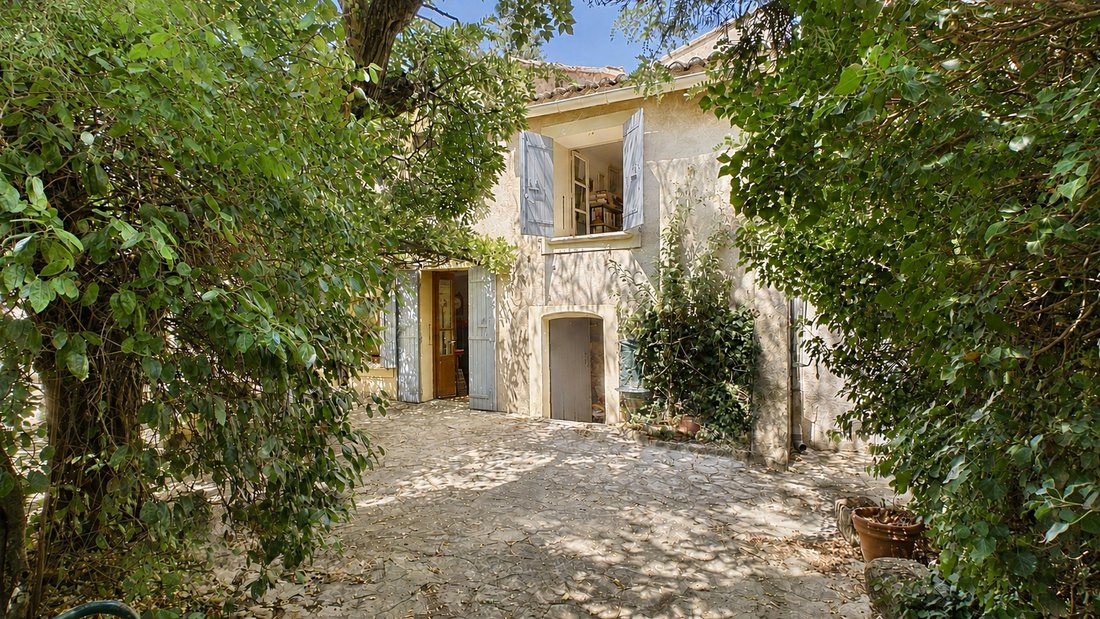 Villa a Arrondissement di Nîmes, Occitania, Francia 2 - 18717577