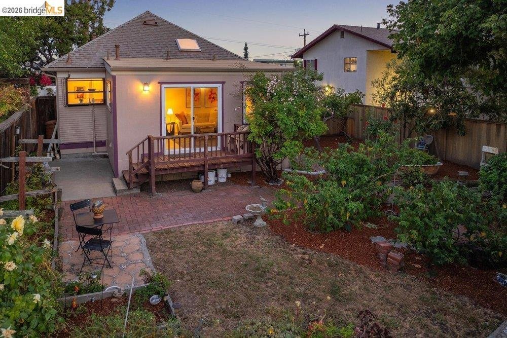 House in Oakland, California, United States 3 - 18716564
