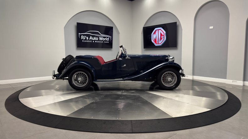 Body Off Restoration Incredible Color Combination Right Hand Drive! in Clearwater, United States 4 - 14061556
