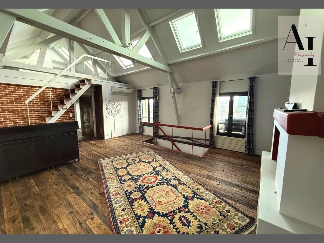 Apartment in Thierry-Saint-Cloud, Ville-d'Avray, France 2 - 18717066