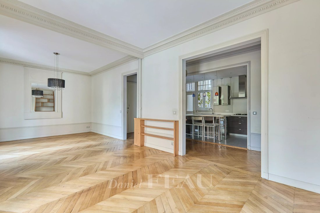 Apartment in La Plaine des Sablons, Neuilly-sur-Seine, France 4 - 17976468