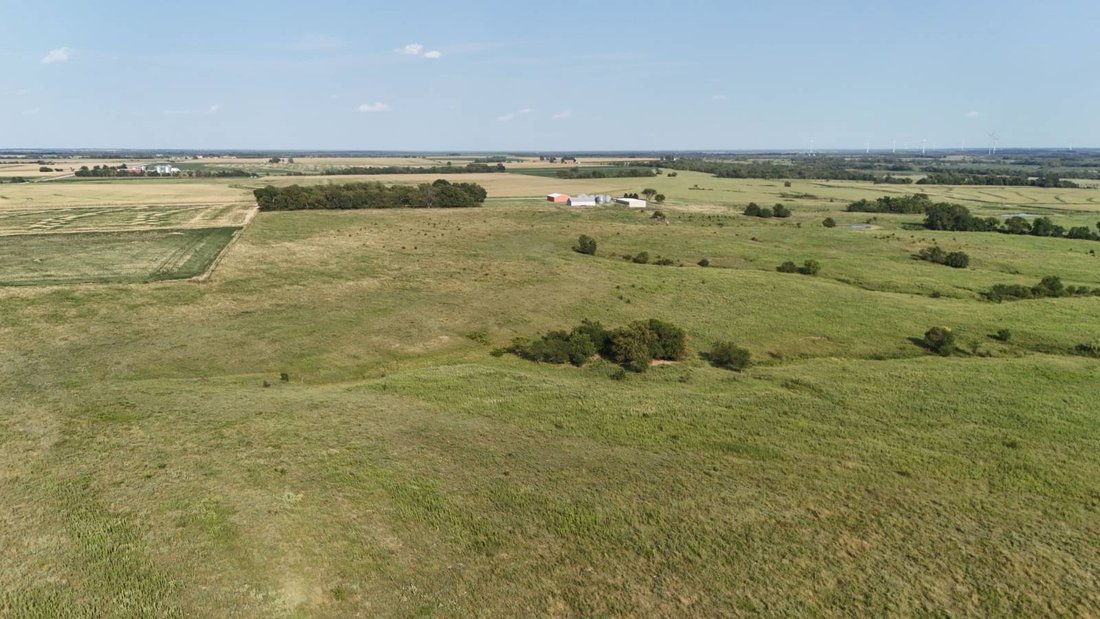Land in Kincaid, Kansas, United States 3 - 18717966