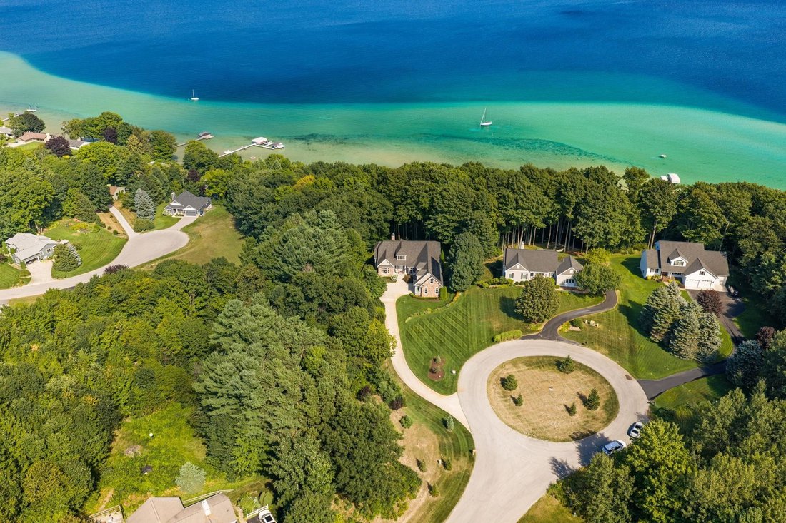 Casa a Traverse City, Michigan, Stati Uniti 2 - 18477709