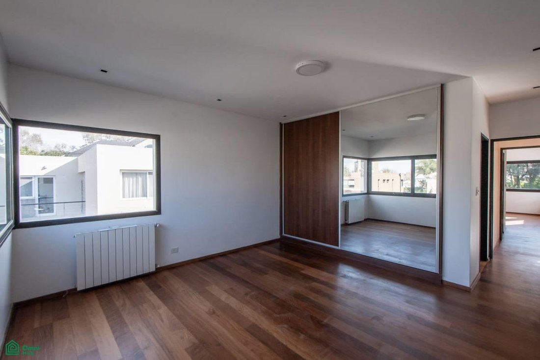 Casa in El Talar, Provincia di Buenos Aires, Argentina 4 - 18243904