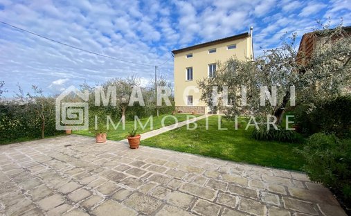 Villa in San Concordio, Lucca, Italien 1