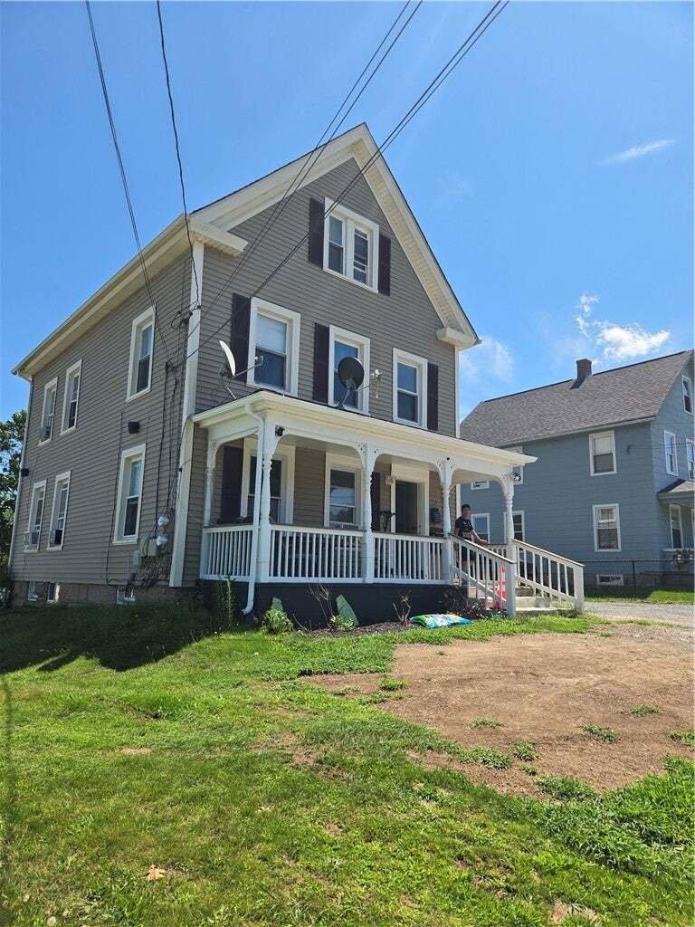 Westerly, Rhode Island, United States 1 - 18718355