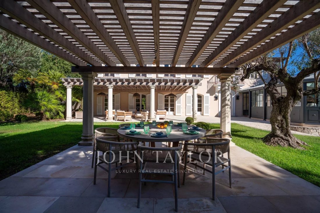 Finca en Grimaud, Provenza-Alpes-Costa Azul, Francia 5 - 16461011